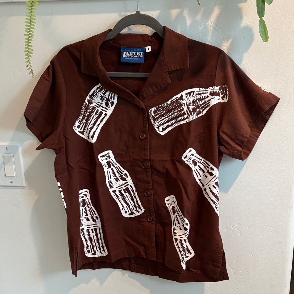 Big Bud Press SODA BOTTLE PANTRY BUTTON-UP - FUDGESICLE BROWN